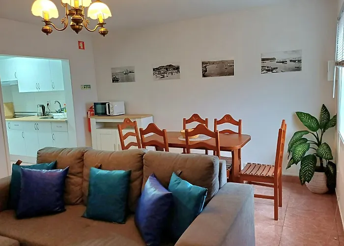 Seastar Nº38 Daire Horta (Azores)